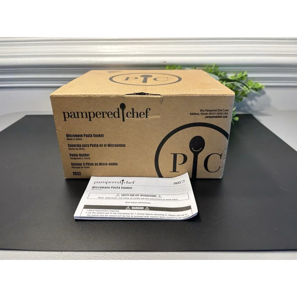 New Pampered Chef Breakfast Sandwich Maker #2634 Microwave Safe